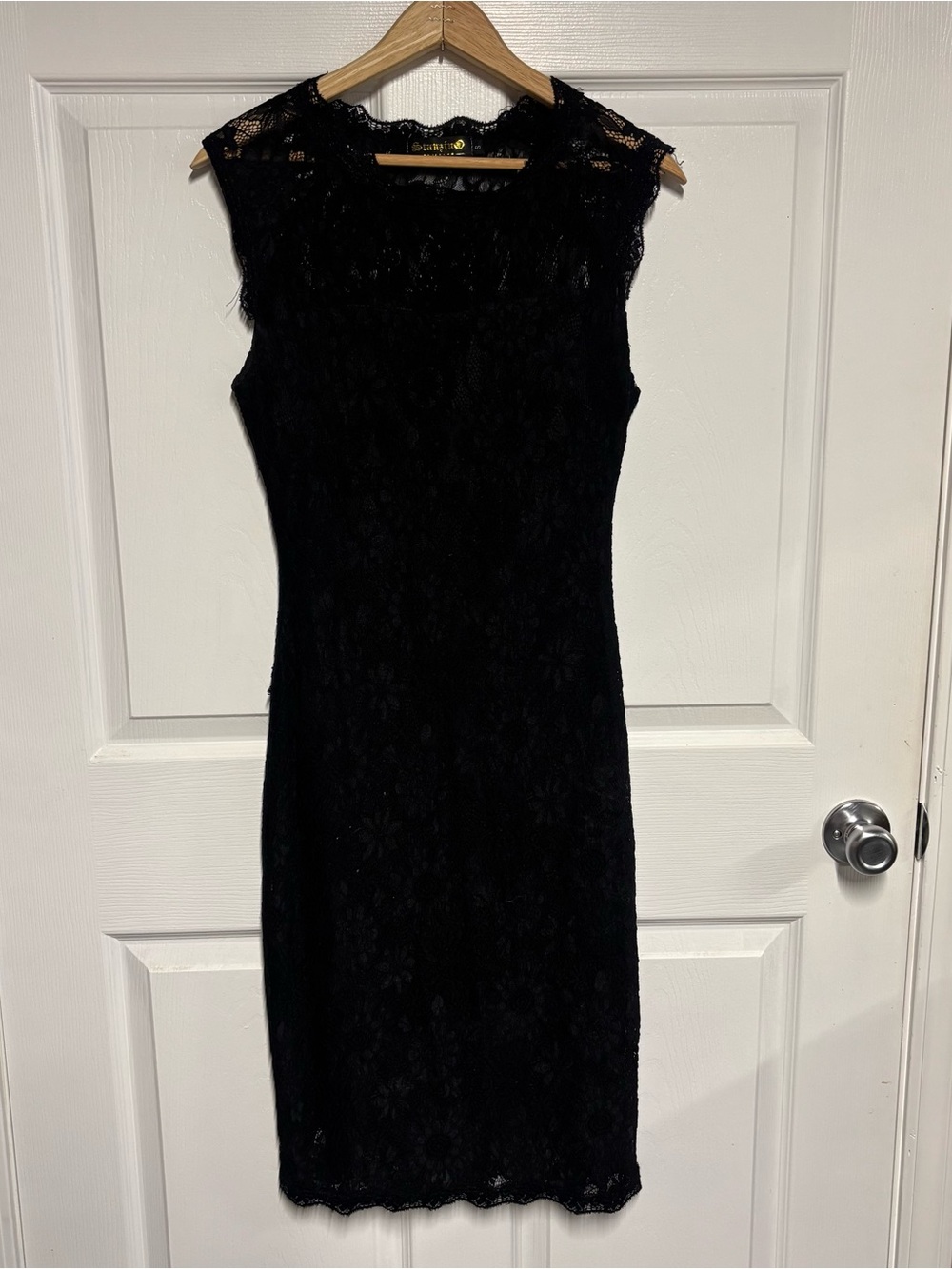 Sleeveless Black Lace Sheath Dress